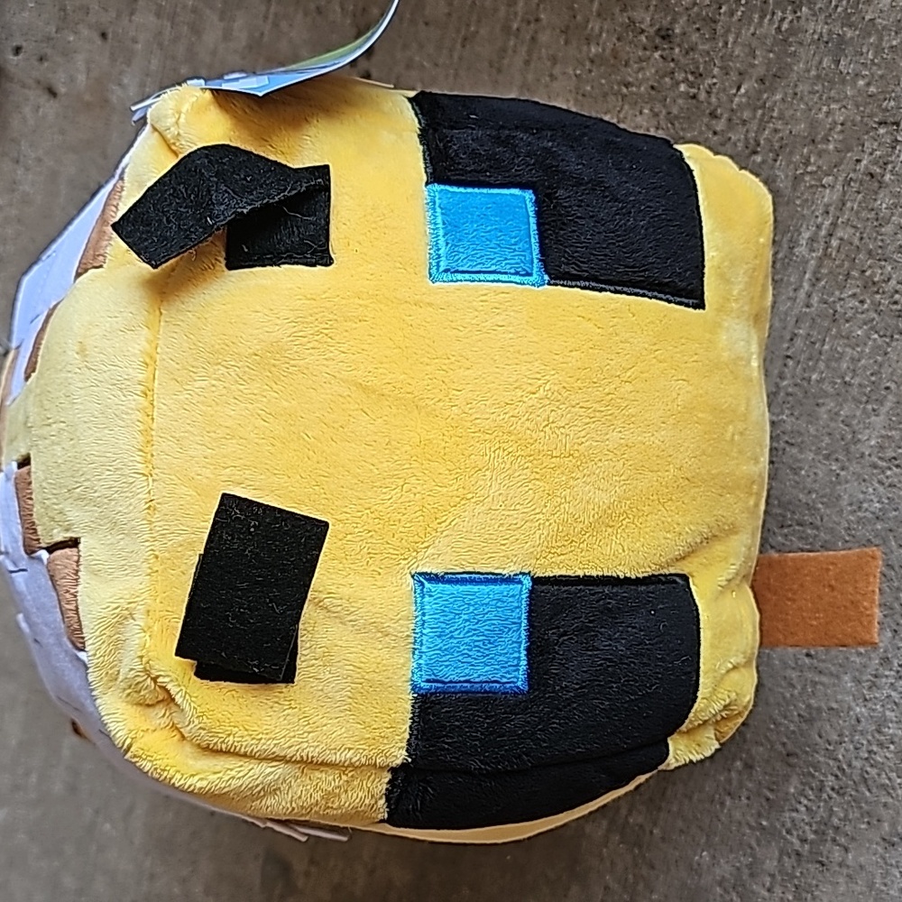 NWT Minecraft Bee Stuffed Animal